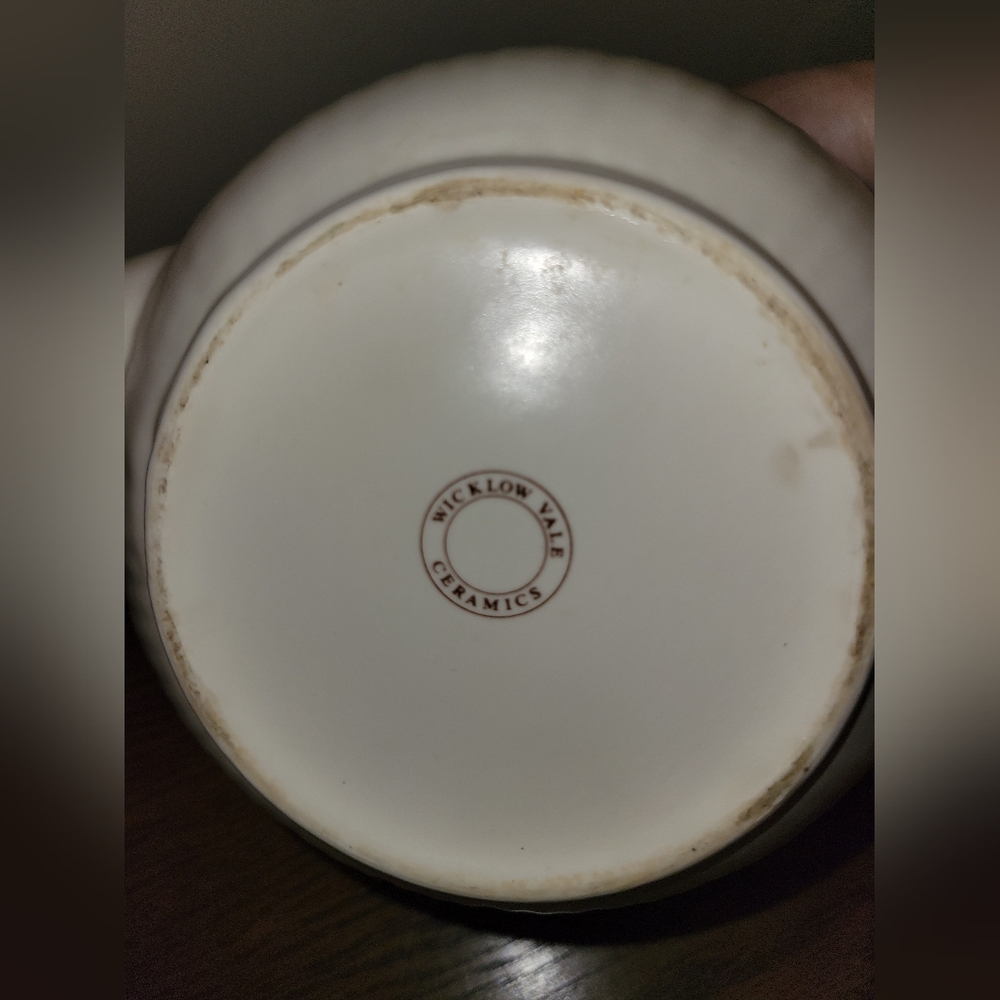Vintage Teapot Wicklow Vale Ireland teapot with floral design - Picture 7 of 7